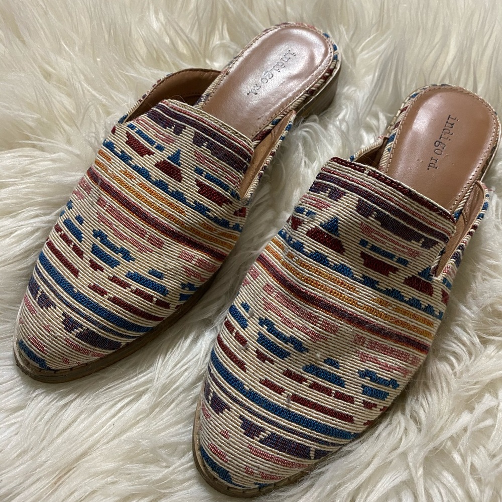 Embroidered Slipper Shoes Size 8 Indigo